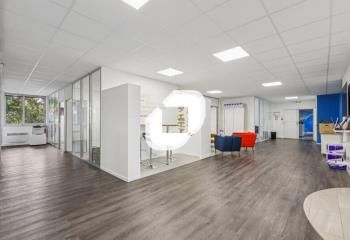 Location bureaux Neuilly-Plaisance - Proche RER A et autoroutes A4/A86