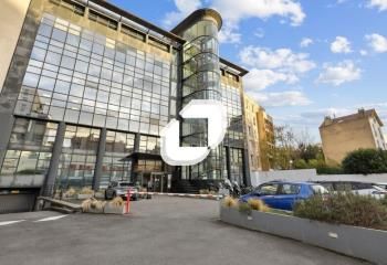 Location bureaux Courbevoie - Proche Tram T2 et La Défense