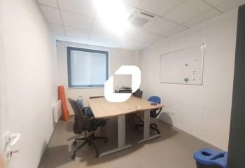 Location local d'activité Magny-les-Hameaux - Proche A12 et A86