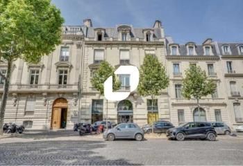 Location bureaux Paris 16 - Proche Arc de Triomphe, métro et RER