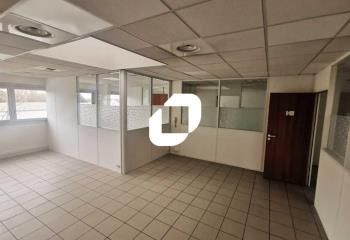 Location bureau - 586 m²
