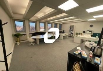 Location bureau Marly-le-Roi - Proche commerces et transports