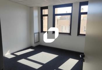 Vente bureaux Nanterre - Proche gare RER A et Transilien