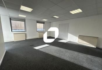Location bureaux Noisy-le-Grand - Proche A4 et RER A