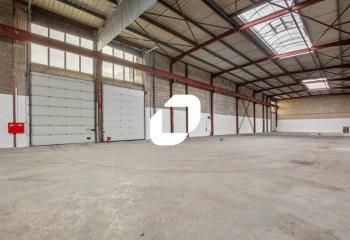 Location local d'activité Le Thillay - Proche RER D et autoroutes