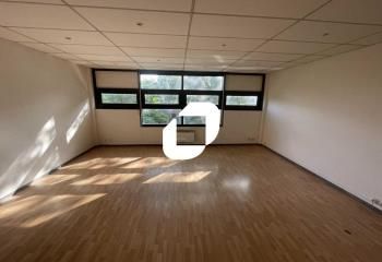 Location bureaux Saint-Maurice - Proche autoroutes A86 et A4