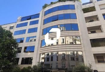 Location bureaux Levallois-Perret - Proche métro et transports