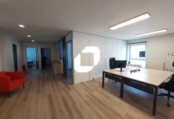 Location bureaux Voisins-le-Bretonneux - Parc d'affaires Parkile