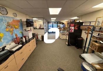 Local mixte à louer Croissy-Beaubourg - Proche RER et A4