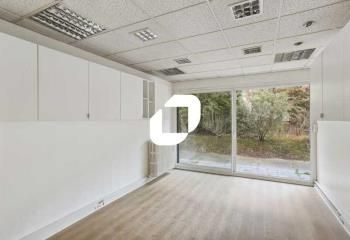 Location bureau Issy-les-Moulineaux - Proche métro Mairie d'Issy