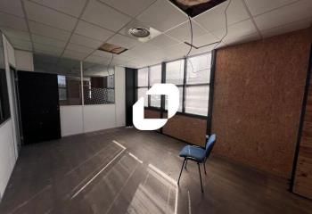 Location local d'activité Saint-Thibault-des-Vignes - Mixte bureaux/activité