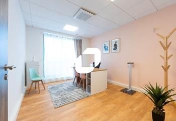 Location bureau Lieusaint - Proche centre Carré Sénart et bus Tzen1