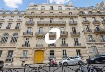 Location bureaux Paris 8 proche Gare Saint-Lazare et métro