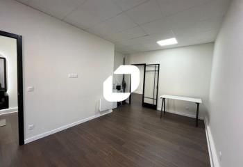 Location bureaux Montigny-le-Bretonneux - Site clos sécurisé