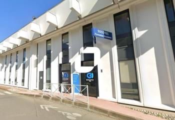 Location local d'activité Rungis - Pied des transports RER C & Tram 7