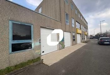 Location local d'activité Ris-Orangis - Pied gare RER D