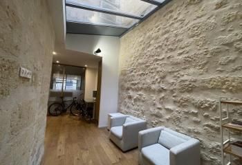 Location bureaux Bordeaux - Hyper centre, proche tram et bus