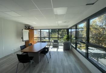 Location bureaux Bruges - Proche rocade et parking privatif