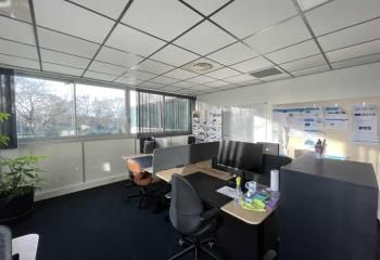 Location bureaux Bordeaux Lac - Proche rocade, tram et Parc des Expos