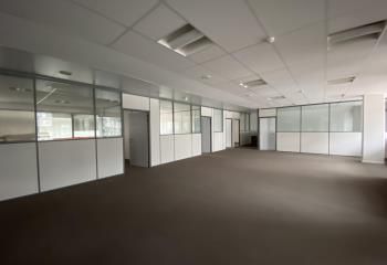 Location bureaux Ivry-sur-Seine - Proche Métro Mairie d'Ivry et RER