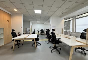 Vente bureaux Courbevoie - Proche Transilien, Bus et SNCF