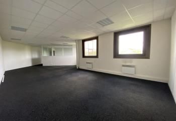Location bureaux Rosny-sous-Bois - Proche A86, RER et métro