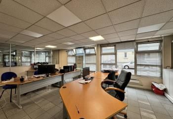 Location bureaux Ivry-sur-Seine - Proche métro Mairie d'Ivry
