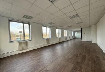 Location bureaux Villepinte - Proche Aéroport, RER B et Autoroute A1