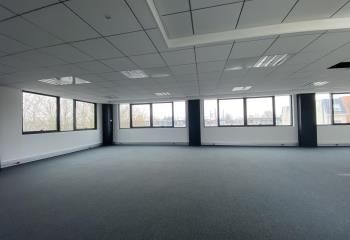 Location bureaux Chelles - Proche RER E et gare Chelles-Gournay
