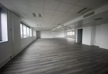 Location bureaux Noisy-le-Grand - Proche RER A et autoroutes