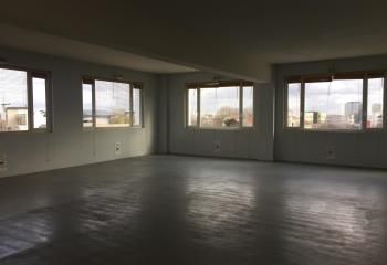 Location bureaux Montreuil - Proche A3 et métro Mairie de Montreuil