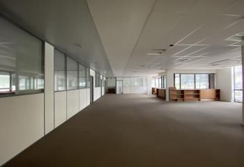 Bureaux à vendre Ivry-sur-Seine - Proche métro M7 et RER C