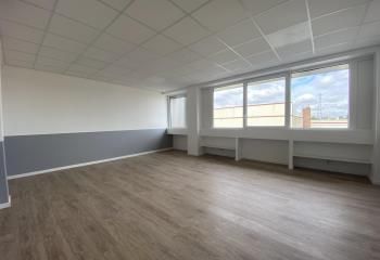 Location bureau - 65 m²