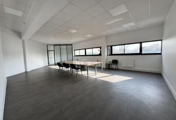 Location bureau - 163 m²