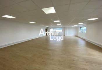 Location bureaux Fréjus - Zone du Capitou proche autoroute A8