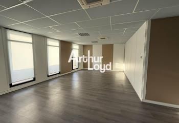 Location bureaux Fréjus Capitou - Proche A8 et accès PMR