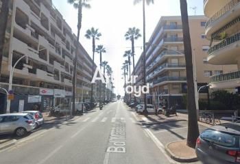 Local commercial à louer Cagnes-sur-Mer centre-ville - accès autoroute