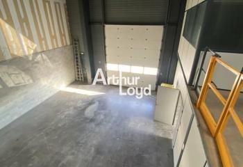 Location local d'activité Fréjus - Proche A8 et bus