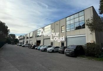 Location entrepôt Vallauris - Proche A8 et transports en commun