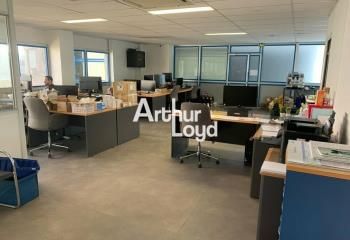 Bureaux à louer Villeneuve-Loubet - Proche bus, train et RN7/A8