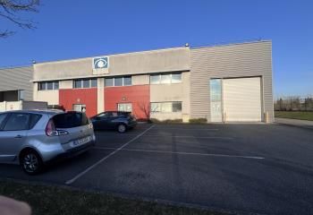 Locaux d'activité à louer Saint-Priest - Accès autoroutes et transports