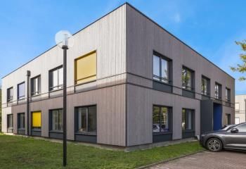 Location bureaux Vénissieux - Proche Lyon Gerland, Tramway T4 et Métro D