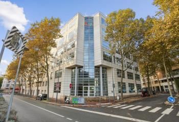 Location bureaux Issy-les-Moulineaux - Proche métro Mairie d'Issy