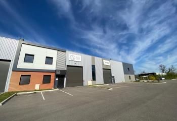 Local d'activité à louer Saint-Priest - Proche Rocade Est et A43