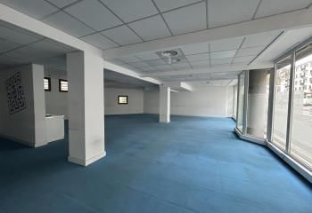 Location bureaux Lyon 7 - Gerland - Proche métro Debourg