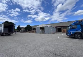 Location bâtiment indépendant Dagneux - Proximité A42 et gare TER