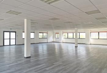 Location bureaux Saint-Priest - Parc technologique, bus et tramway