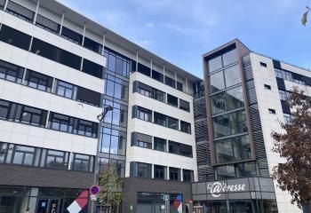 Location bureaux Lyon 9 - Proche gare de Vaise, métro et bus