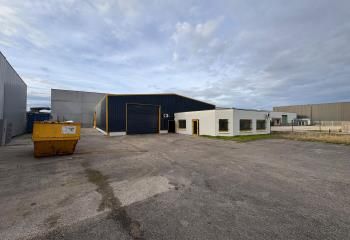 Local d'activité à louer Pusignan - Proche aéroport et TGV