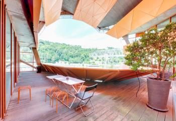 Location bureaux Lyon 2 - Confluence, proche transports en commun